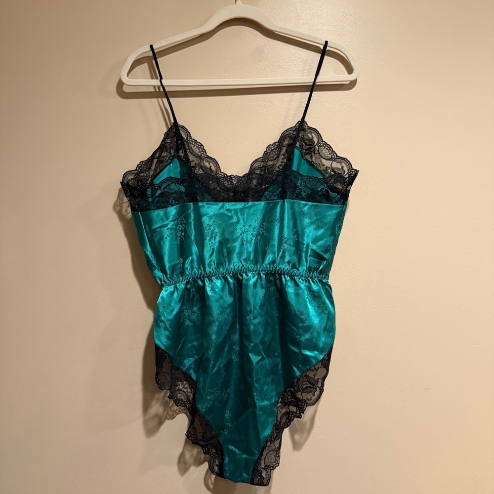 1970s Emerald Lingerie Bodysuit - Picture 7 of 7